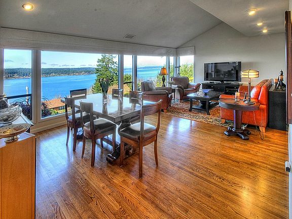 2nd image of 3509 Soundview Dr W