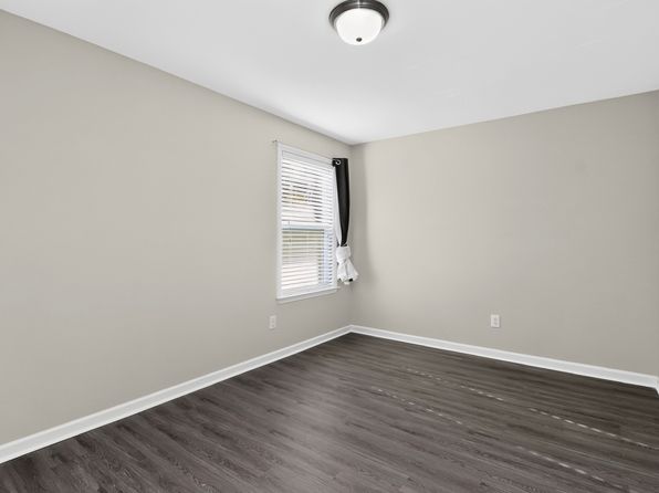 353 Moses Rhyne Dr