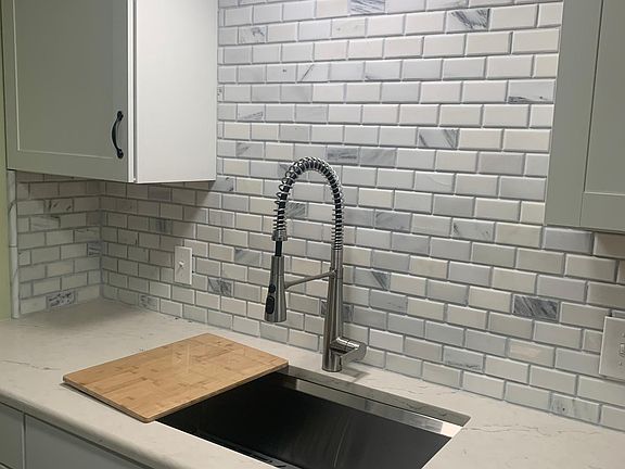 4th image of 9762 Bishopswood Ln