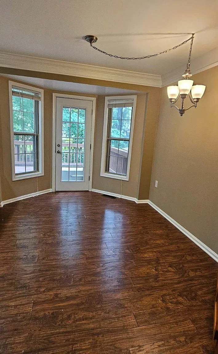 2 bed, 2.5 bath, 2032 sqft, $2,700 — Photo 2