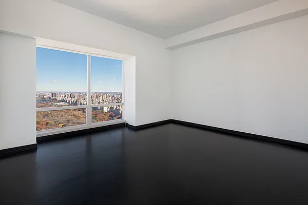 Sold by Platinum Properties | media 11