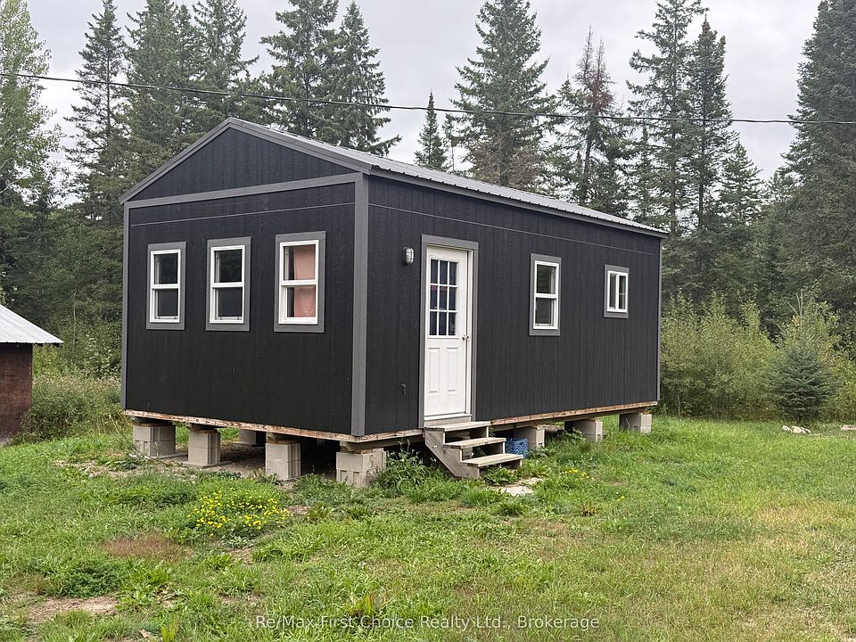 1st image of 1015 Quibell Rd