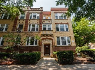 1945-1955 W Montrose Ave #4354-4356, Chicago, IL 60613