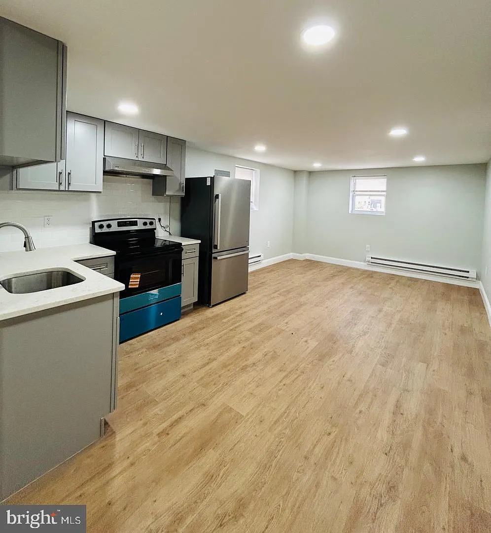 1416 S Broad St — Photo 2