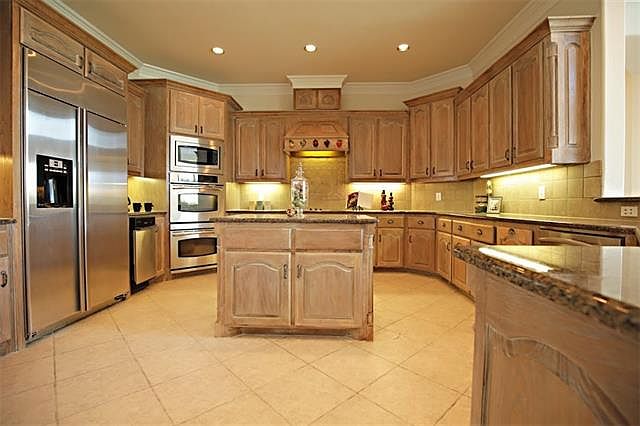 1st image of 19 Kendal Ct