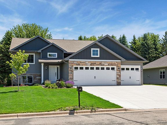 3rd image of 236 9th Avenue Ct NW