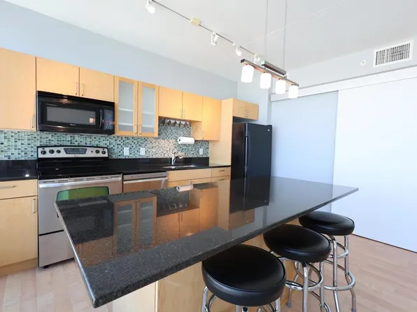 8161 33rd Ave S Unit 1502, Bloomington, MN 55425