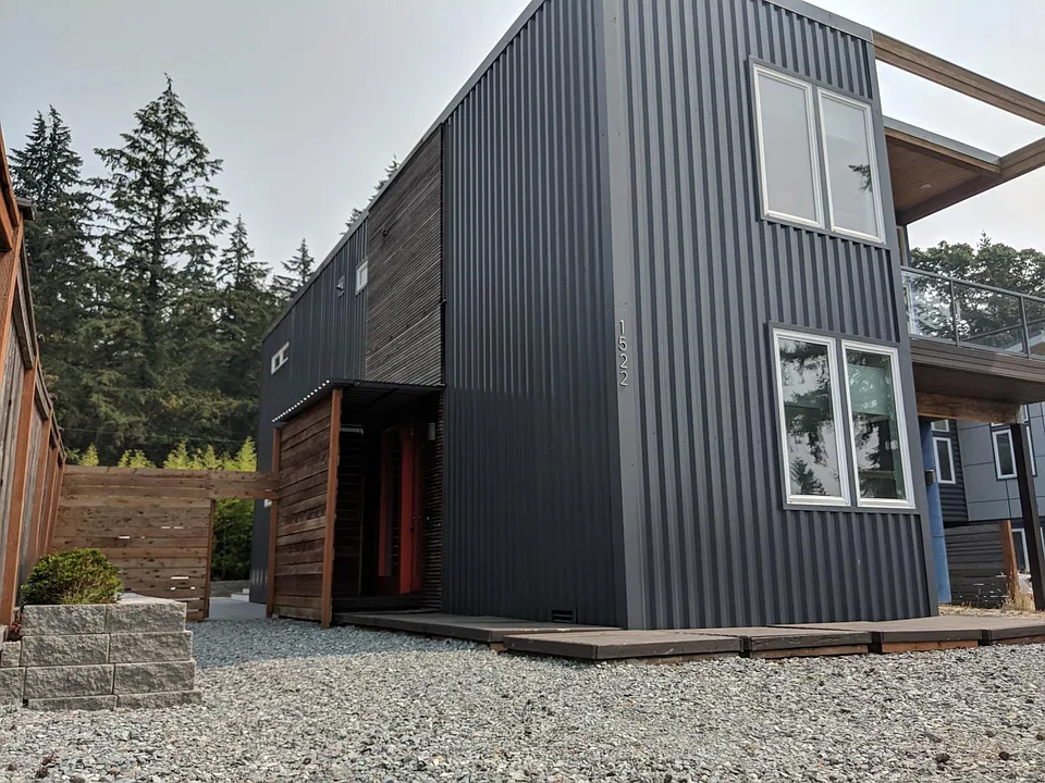 1522 211th Pl NE