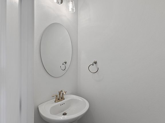 4th image of 5643 Fletcher Oaks Dr