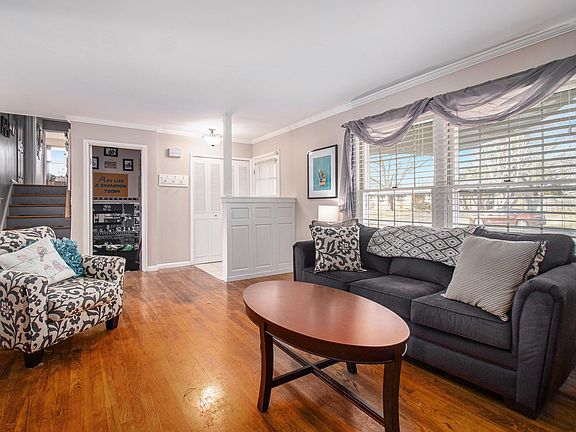 4th image of 6002 S Gotham Dr