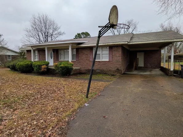 550 Park St, Baldwyn, MS 38824