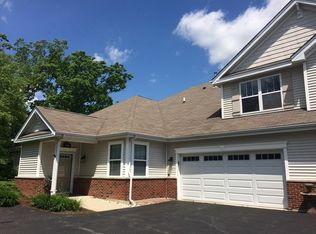 2504 Burnside Way #2504, Waukegan, IL 60087