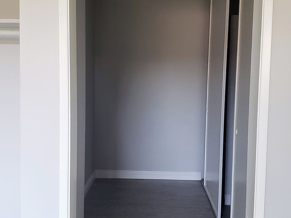 1st image of 832 W Huntington Dr APT 14