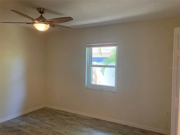 1875 Vamo Dr — Photo 23