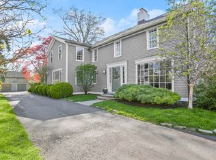 1005 Old Post Rd, Fairfield, CT 06824