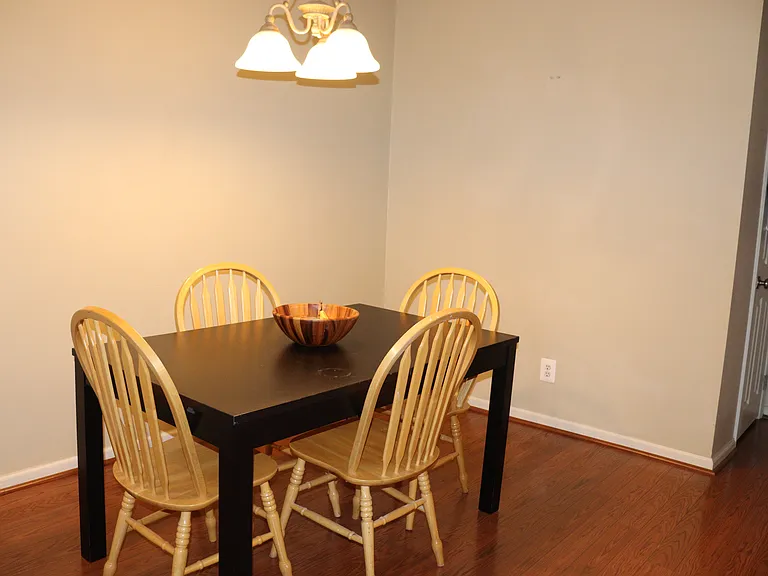 12 Wingate Ct — Photo 4