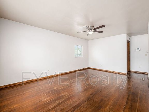 5th image of 2228 Hiawatha Park Dr