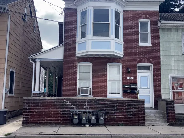 654 W College Ave, York, PA