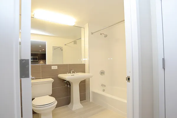 Rented by Stonehenge NYC LLC | media 12