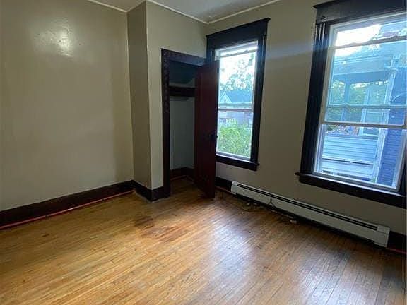 3rd image of 358 Church St #3