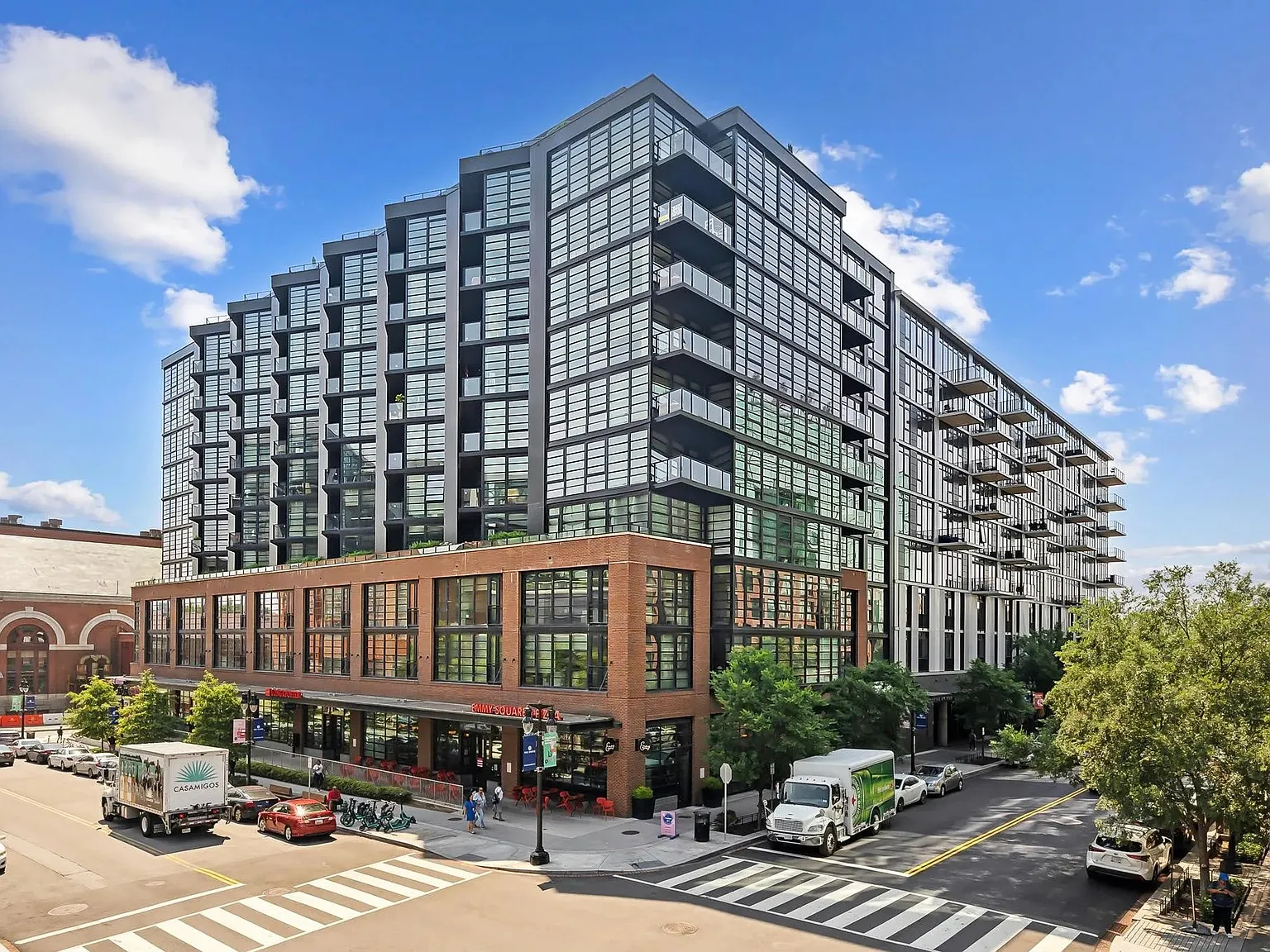1 bed, 575 sqft, $2,495 — Photo 2