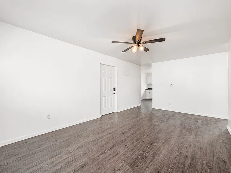 940 Shoemaker Ave #2 — Photo 6