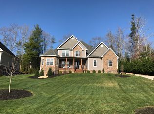 3 Sterling Run Dr, Fletcher, NC 28732