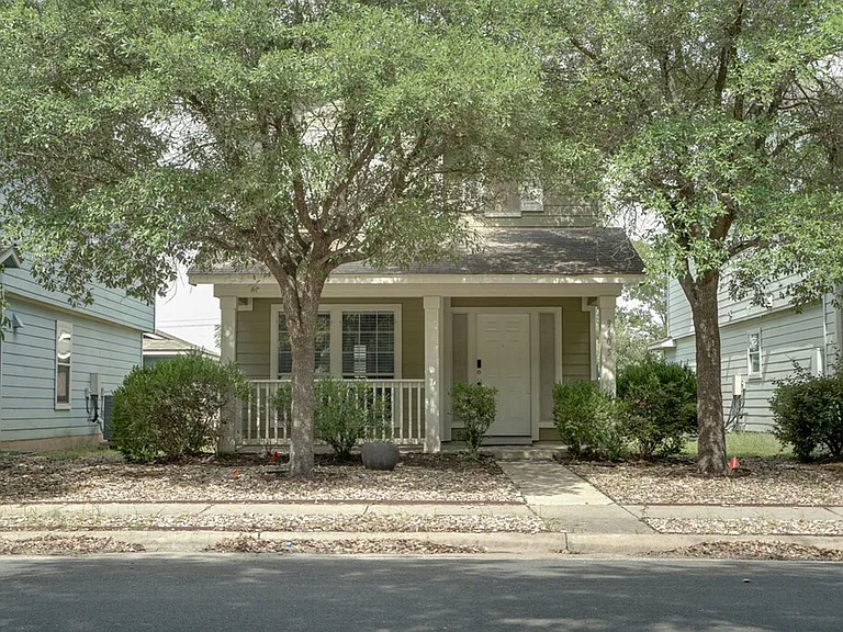 9405 Rowlands Sayle Rd — Photo 1