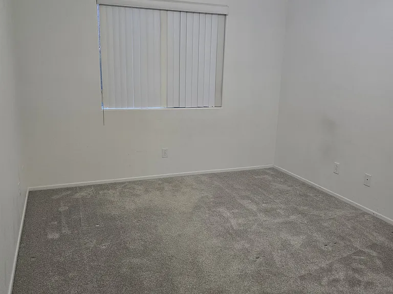 53370 Avenida Mendoza — Photo 2