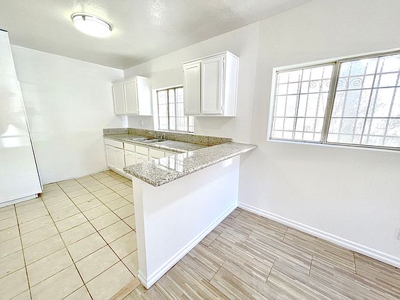 2nd image of 636 W 85th St #640