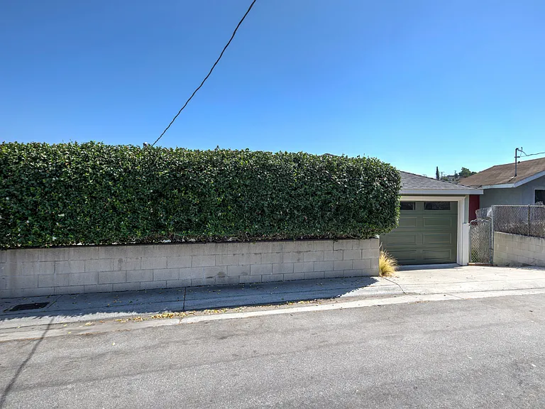 4331 Milburn Dr — Photo 25