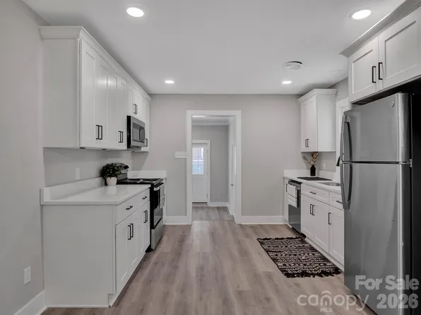 2826 Drew Dr, Lancaster, SC 29720