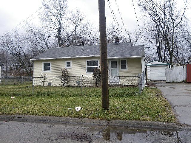1st image of 32323 Kalamazoo St