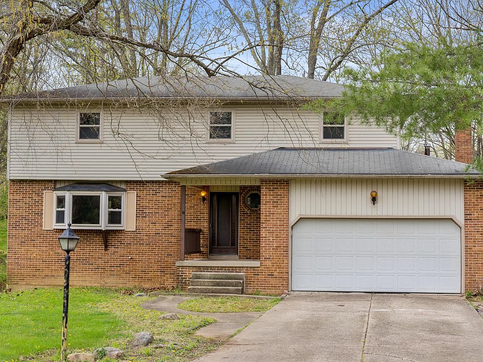 1st image of 13849 Stonehenge Cir NW