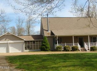 1684 Willis Rd, Meadows Of Dan, VA 24120