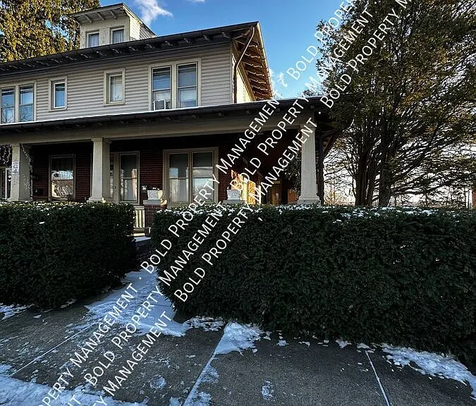 314 Maple St #2 — Photo 2