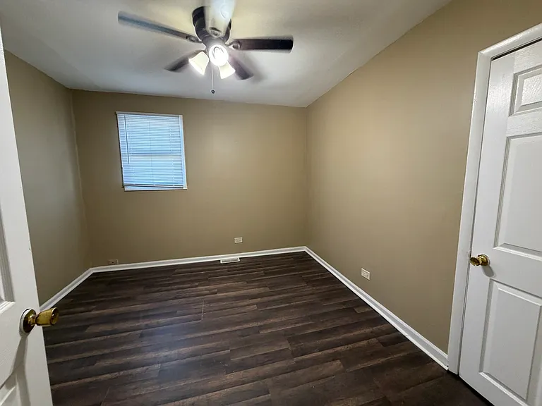 16130 Justine St — Photo 14