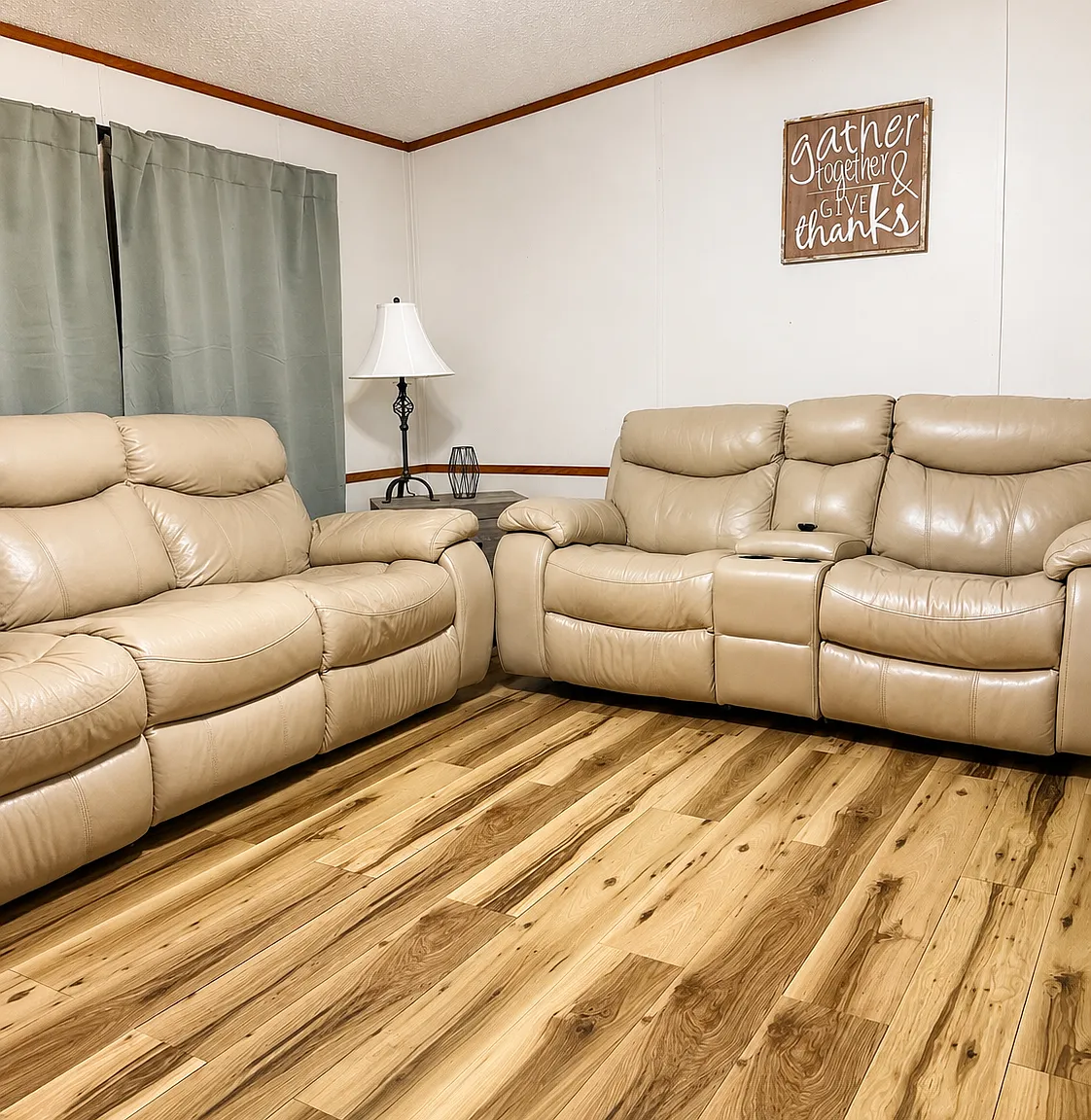 3 bed, 1199 sqft, $1,875 — Photo 3