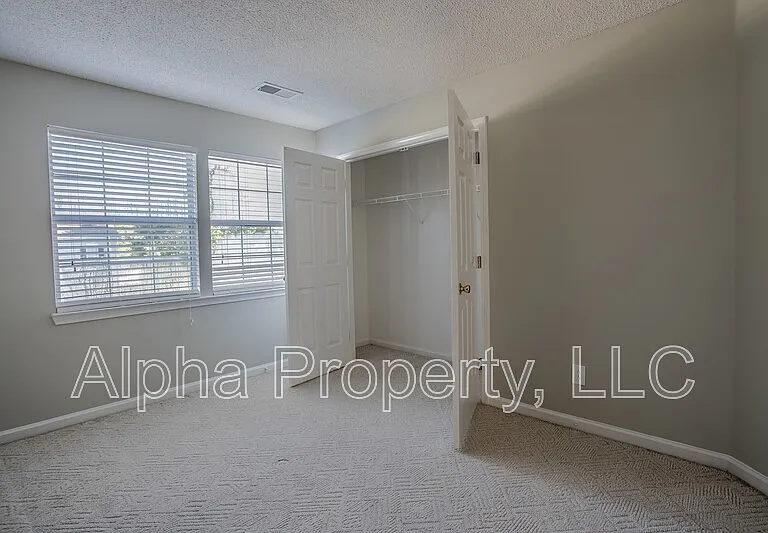 120 Windsong Dr — Photo 19