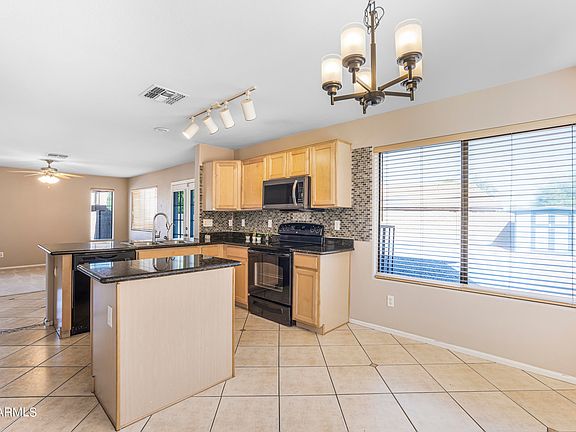 5th image of 7701 S 47TH Lane