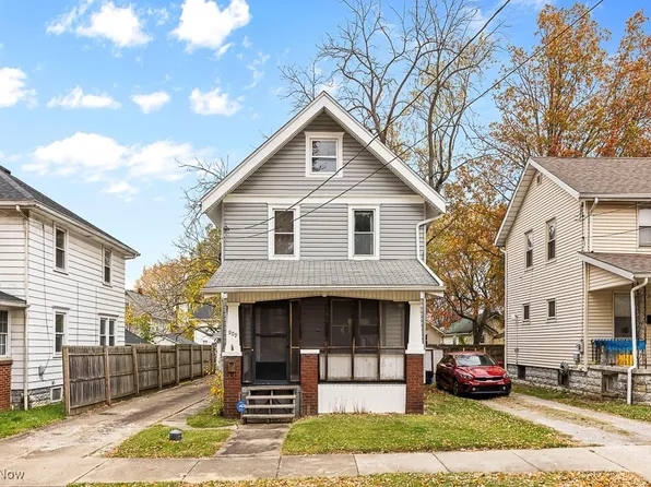 909 Saxon Ave, Akron, OH 44314
