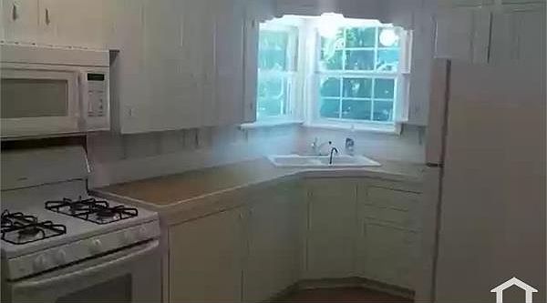 2nd image of 212 W 4th St