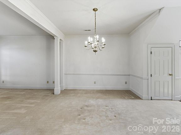 5th image of 2831 Sharon View Rd