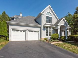 19 Fleming Way, Princeton, NJ 08540