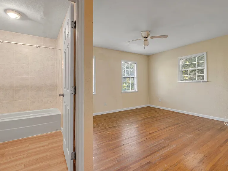 2115 Jackson Bluff Rd — Photo 19