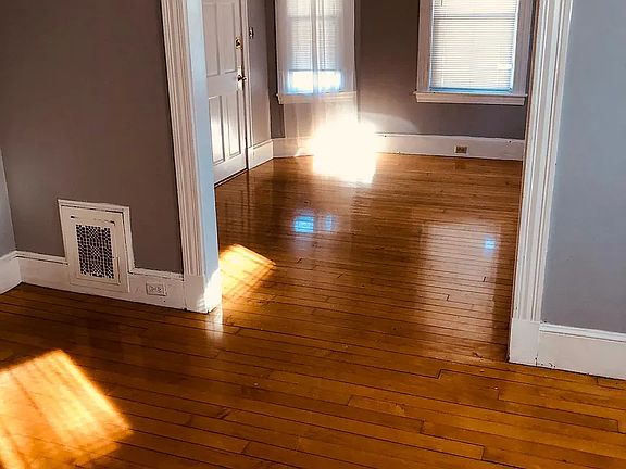 2nd image of 19 Plymouth St #1