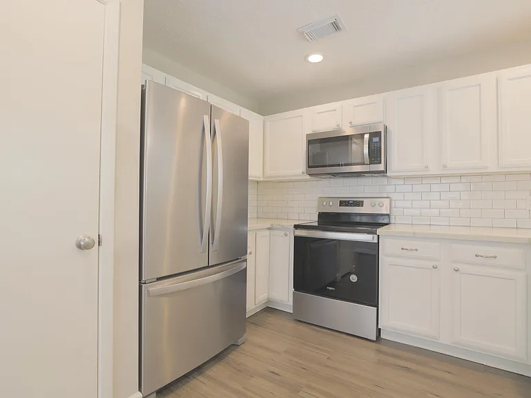 2825 Hickory Limb Ct — Photo 10
