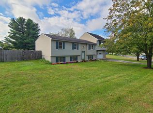 55 Jeffrey Dr, Colchester, VT 05446