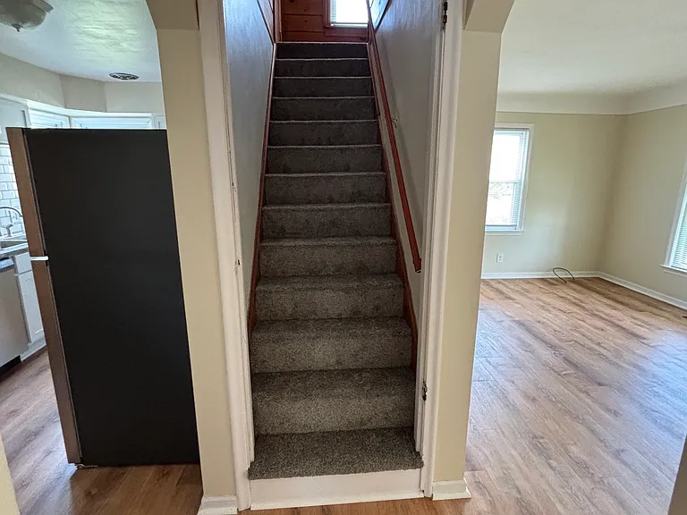 949 Canterbury St SW — Photo 10