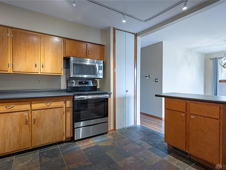 2309 Whitlock Pl — Photo 6